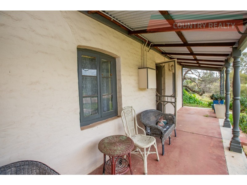 14 Toodyay Street, Toodyay WA 6566
