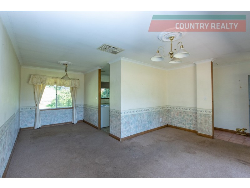 24 Hassell Close, Toodyay WA 6566