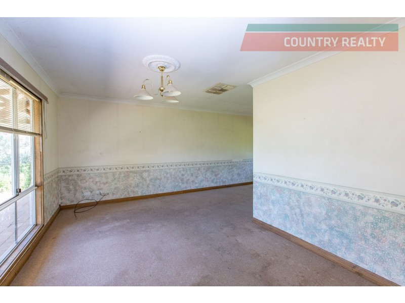 24 Hassell Close, Toodyay WA 6566
