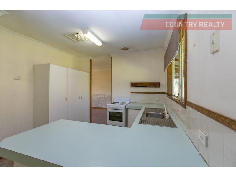 24 Hassell Close, Toodyay WA 6566