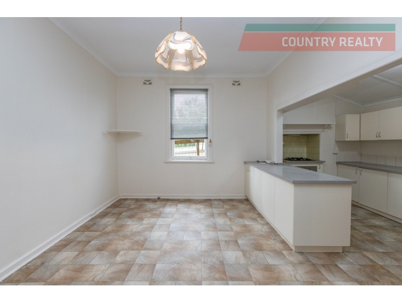 10 Queen Street, Northam WA 6401