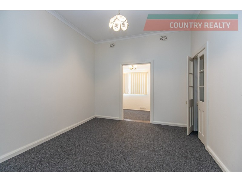 10 Queen Street, Northam WA 6401