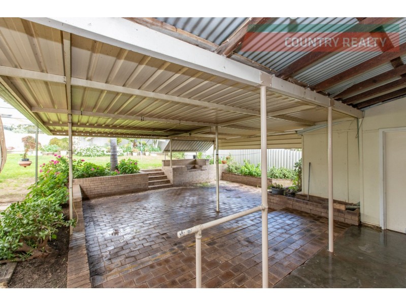 10 Queen Street, Northam WA 6401