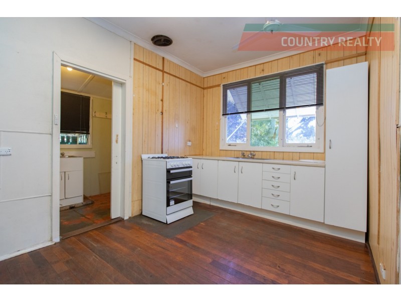 87 Newcastle Road, Northam WA 6401