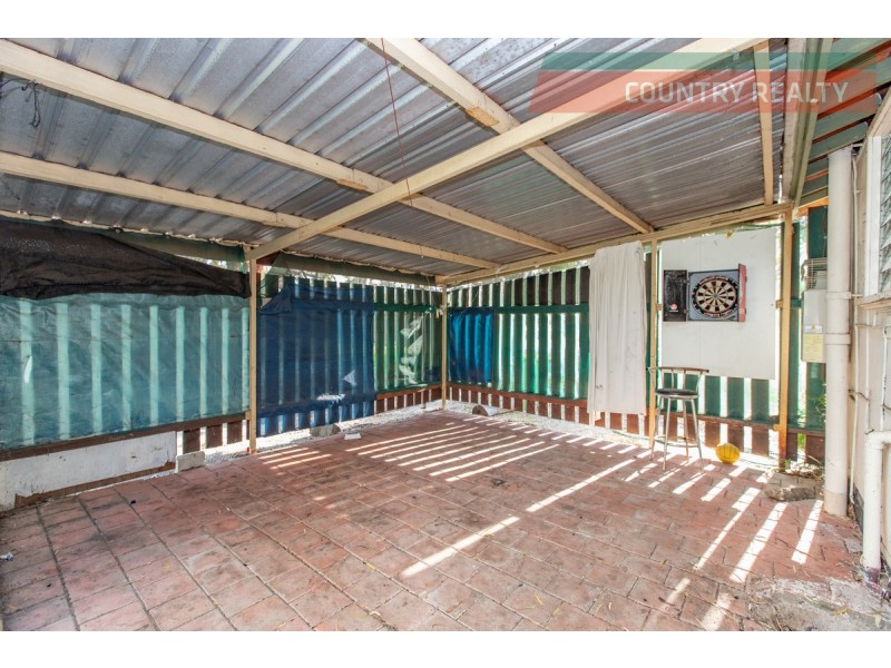 87 Newcastle Road, Northam WA 6401