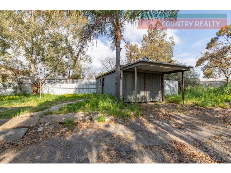87 Newcastle Road, Northam WA 6401