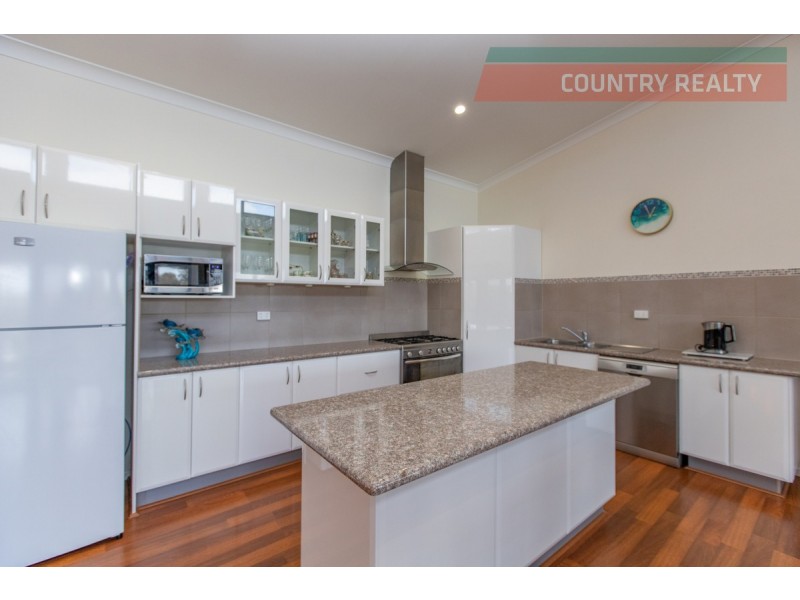 27A Fraser Street, York WA 6302