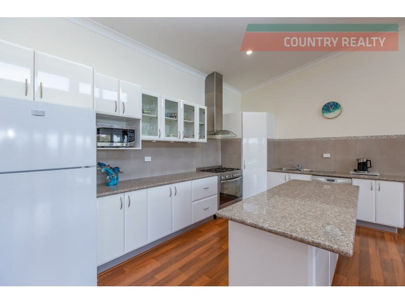 27A Fraser Street, York WA 6302