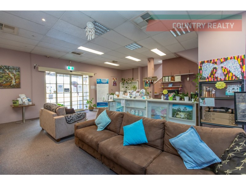 222 Fitzgerald Street East, Northam WA 6401