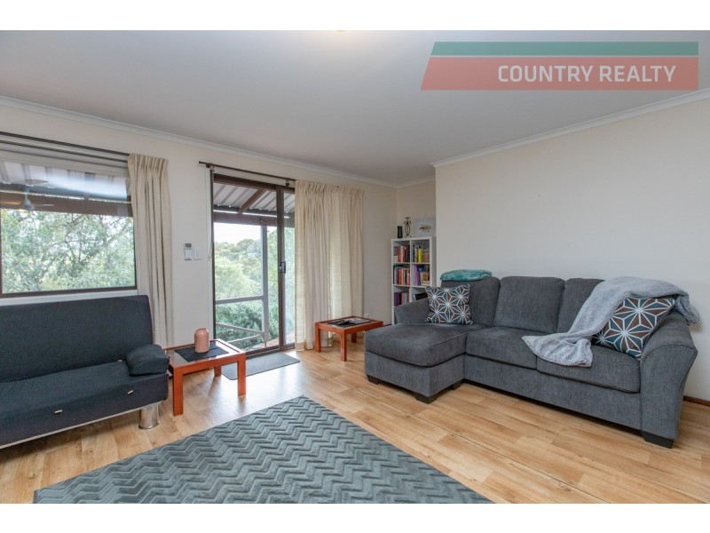 419 Coondle Drive, Toodyay WA 6566
