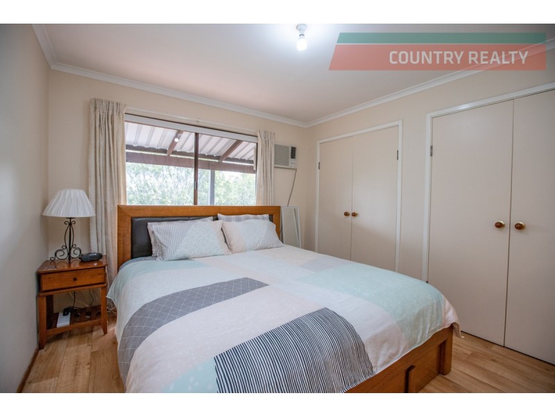 419 Coondle Drive, Toodyay WA 6566