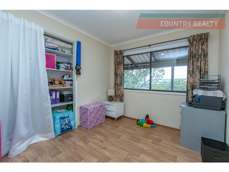 419 Coondle Drive, Toodyay WA 6566