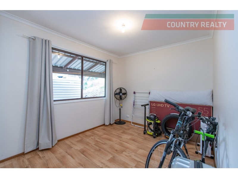 419 Coondle Drive, Toodyay WA 6566