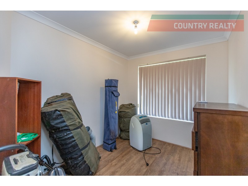 68 Suburban Road, York WA 6302