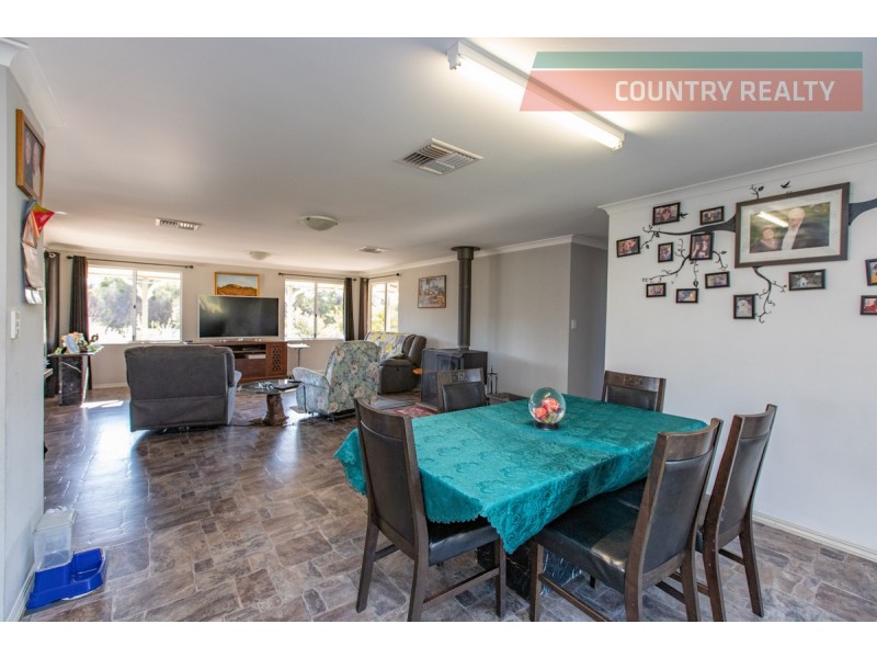 88 Brooking Road, Beverley WA 6304