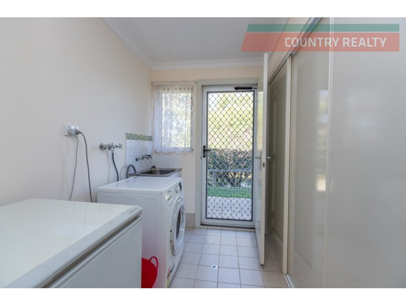 88 Brooking Road, Beverley WA 6304