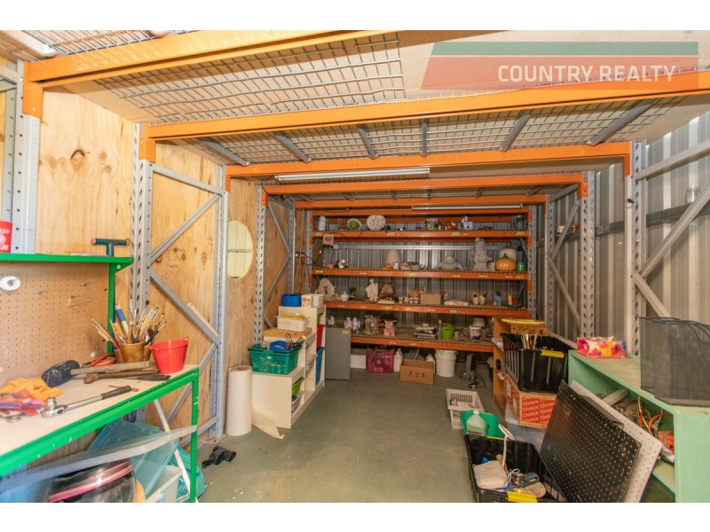 88 Brooking Road, Beverley WA 6304
