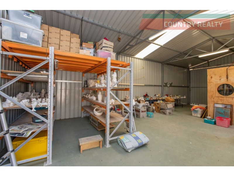 88 Brooking Road, Beverley WA 6304
