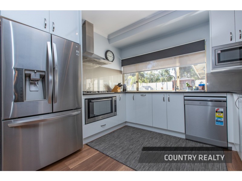 168 Carlin Road, Bakers Hill WA 6562