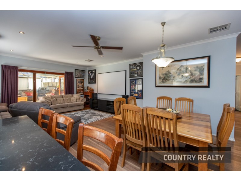 168 Carlin Road, Bakers Hill WA 6562