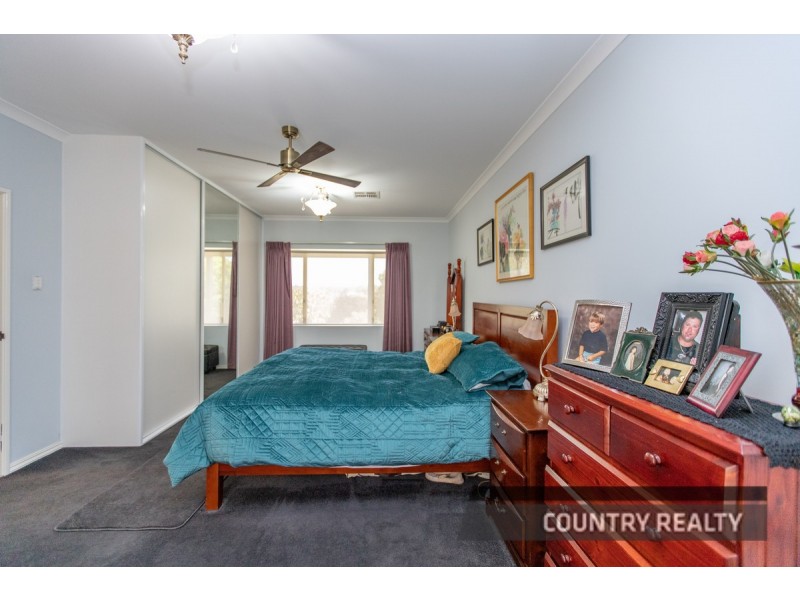 168 Carlin Road, Bakers Hill WA 6562