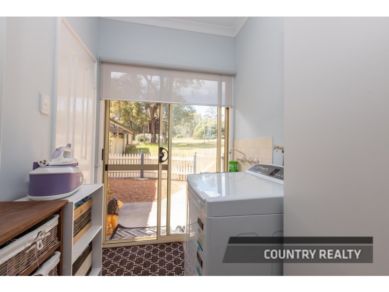 168 Carlin Road, Bakers Hill WA 6562