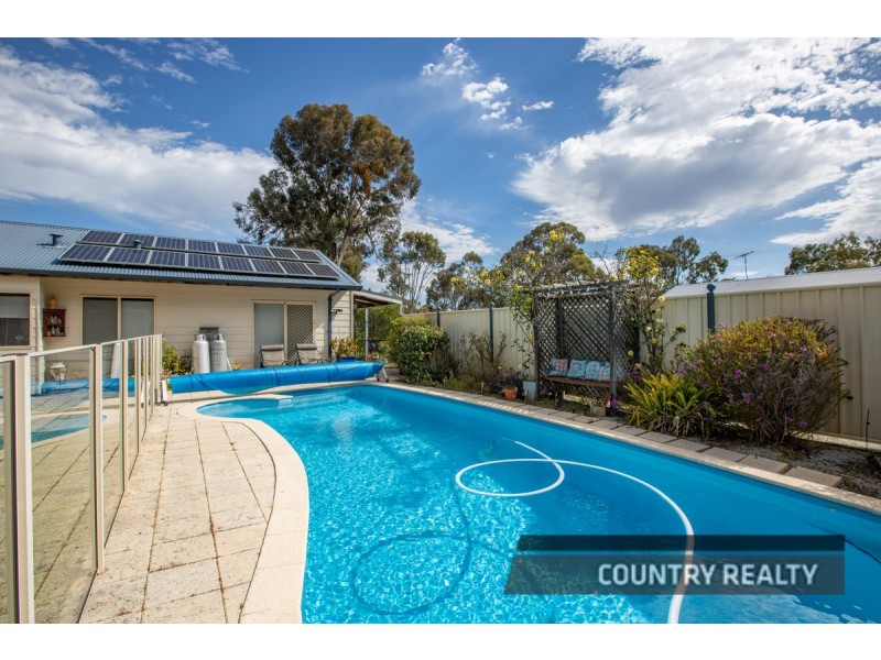 168 Carlin Road, Bakers Hill WA 6562