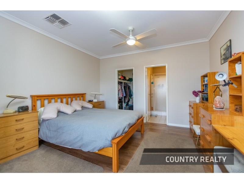 39 Nicholas Street, Beverley WA 6304
