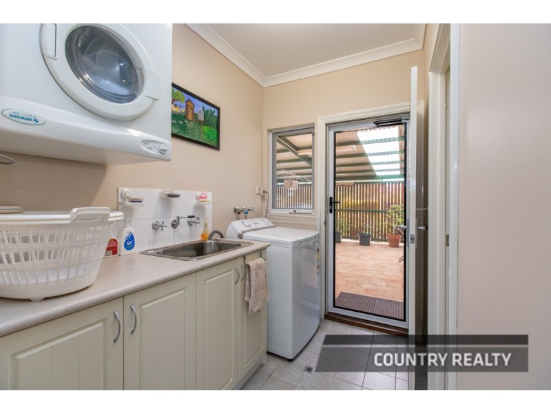 39 Nicholas Street, Beverley WA 6304