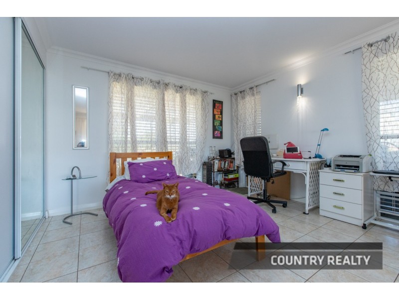 81 Andrews Avenue, York WA 6302