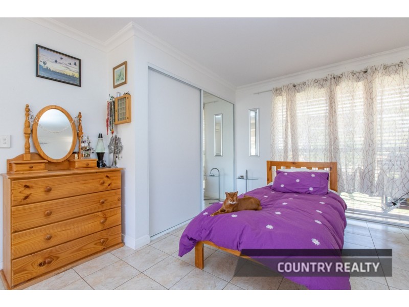 81 Andrews Avenue, York WA 6302