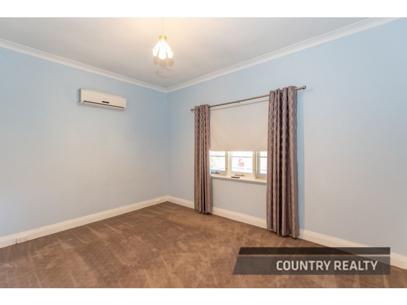 60 Gairdner Street, Northam WA 6401