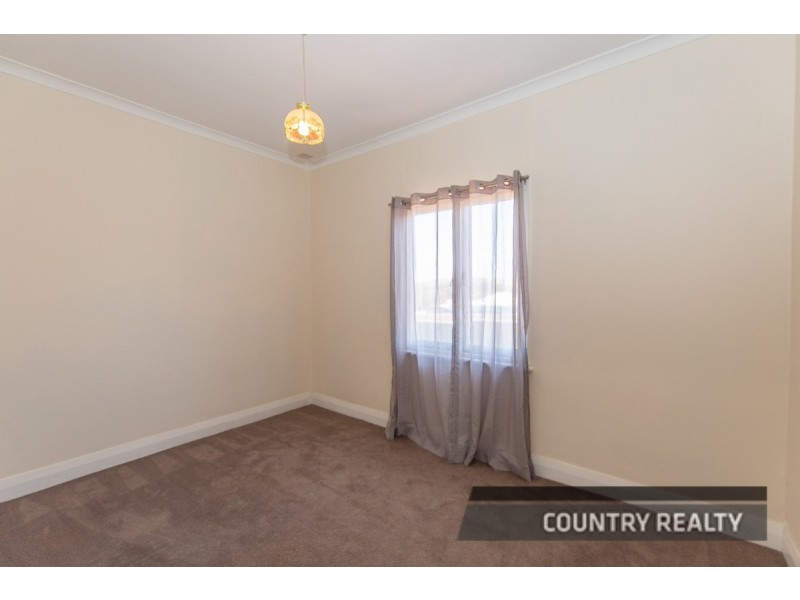 60 Gairdner Street, Northam WA 6401