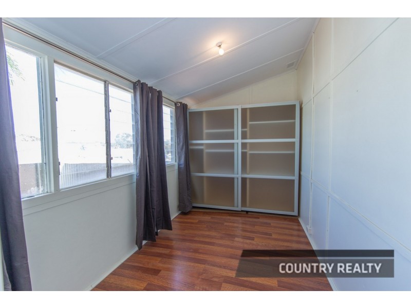 60 Gairdner Street, Northam WA 6401