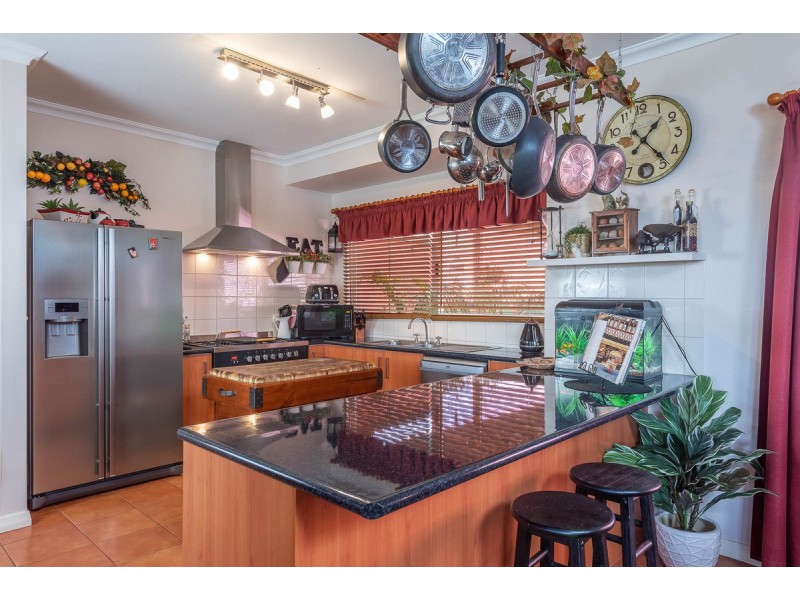 12 Heaton Drive, Northam WA 6401