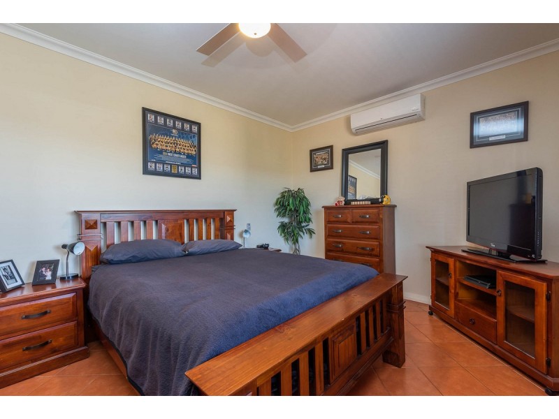 12 Heaton Drive, Northam WA 6401