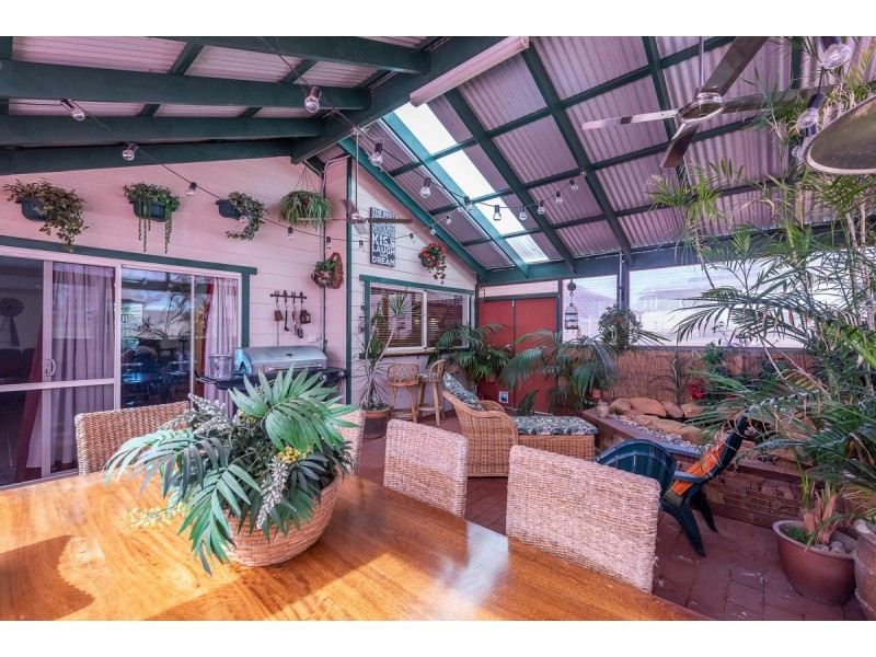 12 Heaton Drive, Northam WA 6401