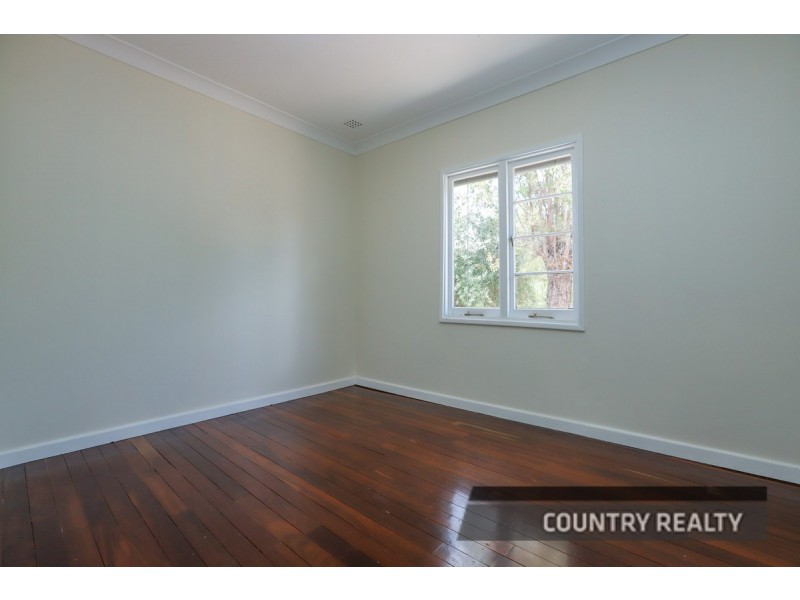 280 Avon Terrace, York WA 6302