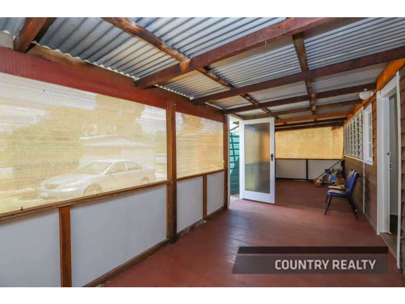 280 Avon Terrace, York WA 6302