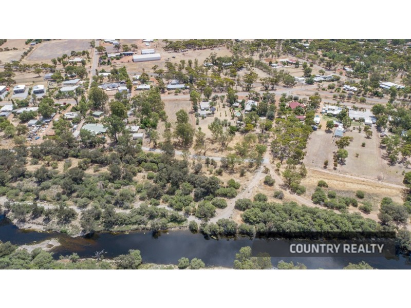 280 Avon Terrace, York WA 6302