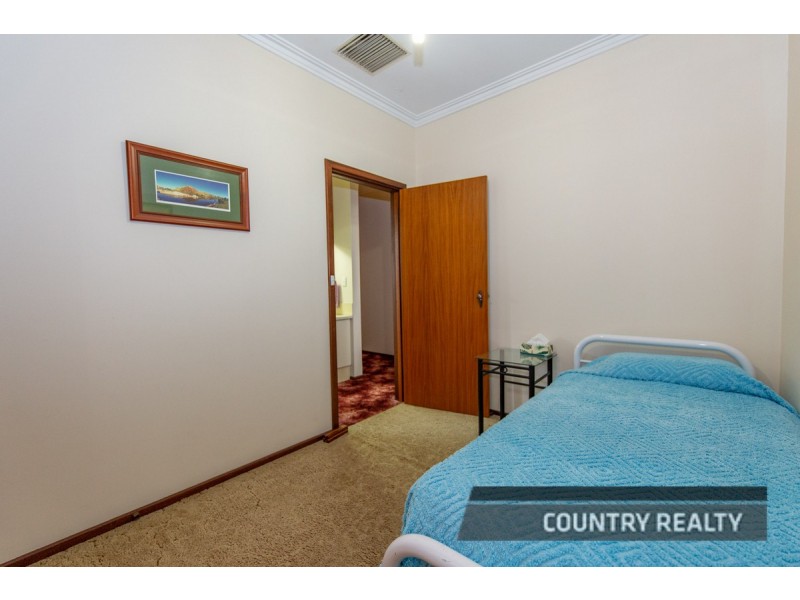 39 Kennedy Street, Northam WA 6401