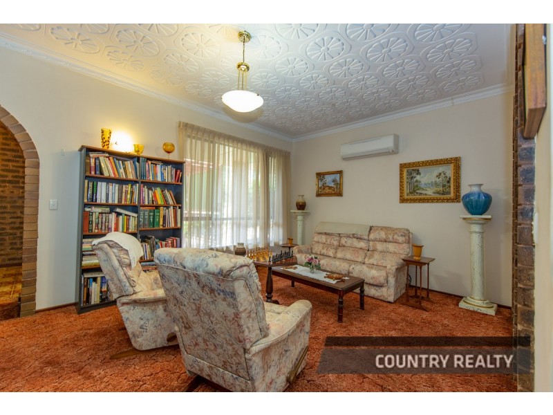 39 Kennedy Street, Northam WA 6401