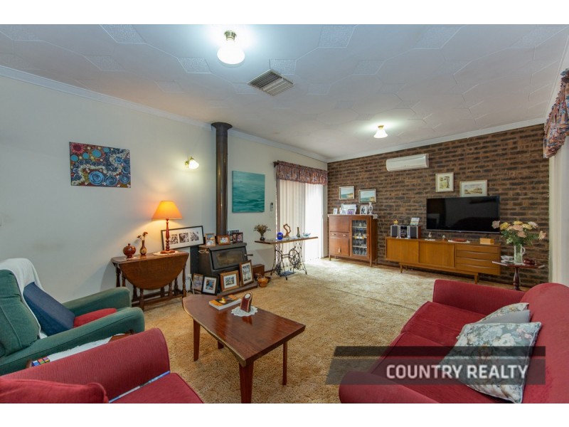 39 Kennedy Street, Northam WA 6401