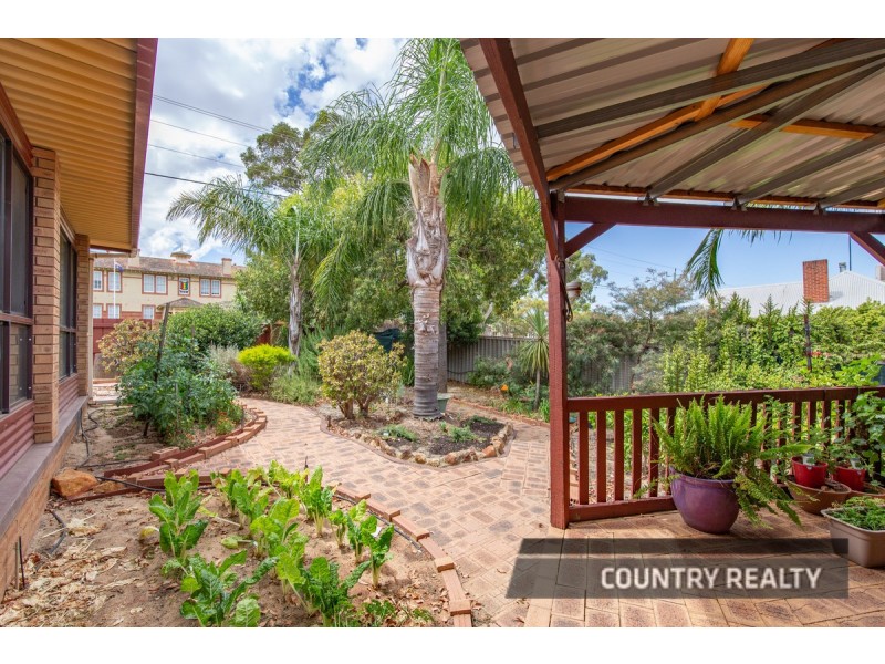 39 Kennedy Street, Northam WA 6401