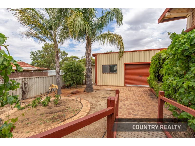 39 Kennedy Street, Northam WA 6401