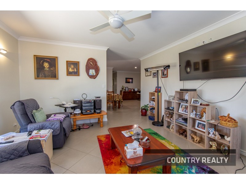 10 Heaton Drive, Northam WA 6401