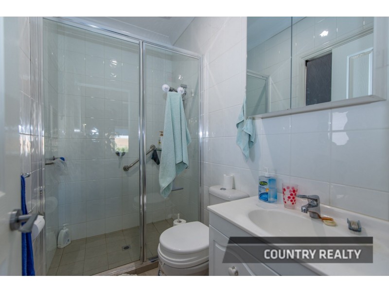 10 Heaton Drive, Northam WA 6401