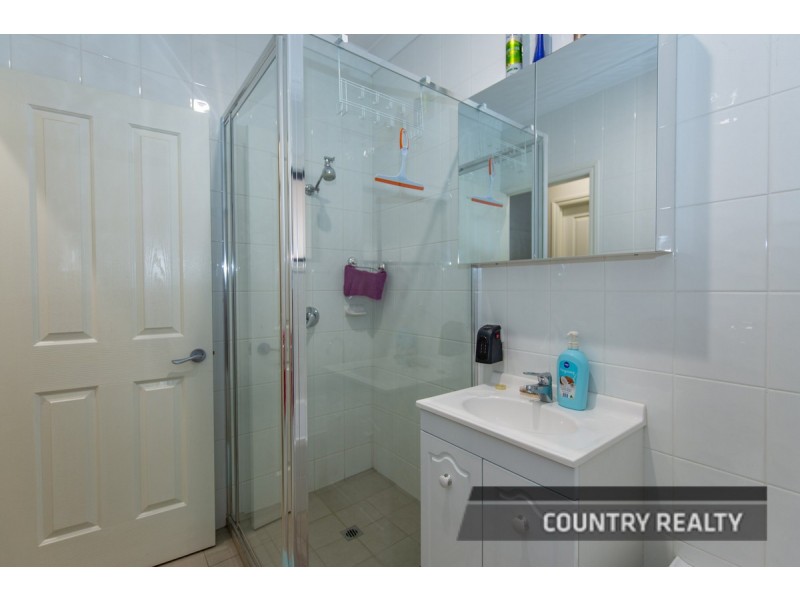 10 Heaton Drive, Northam WA 6401