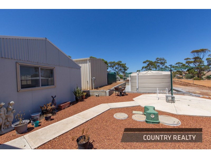 10 Heaton Drive, Northam WA 6401