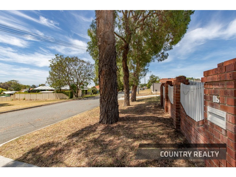 1 B Hatton Court, Bassendean WA 6054